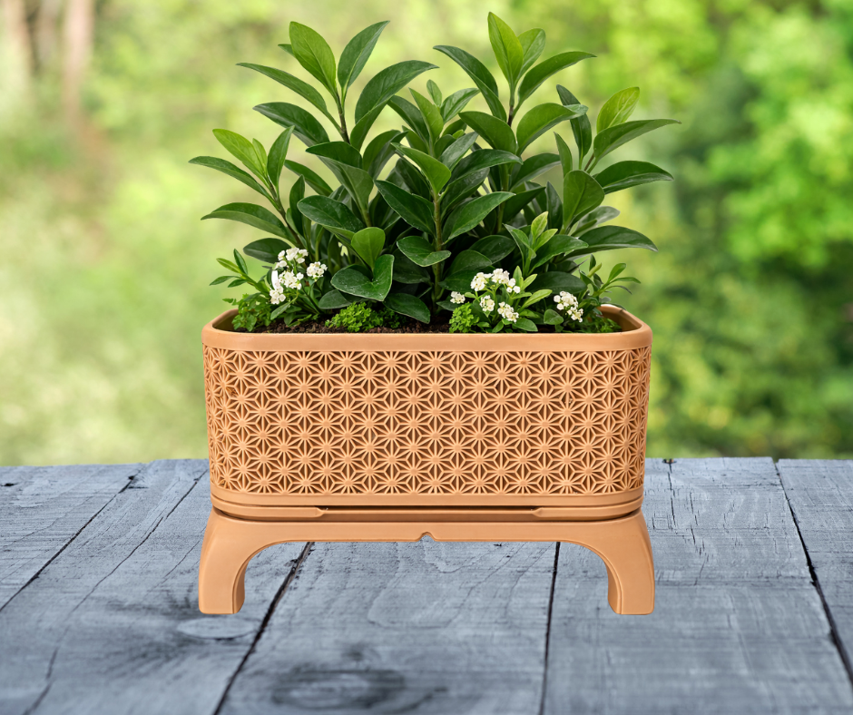 Kumiko Rectangle Planter with legs