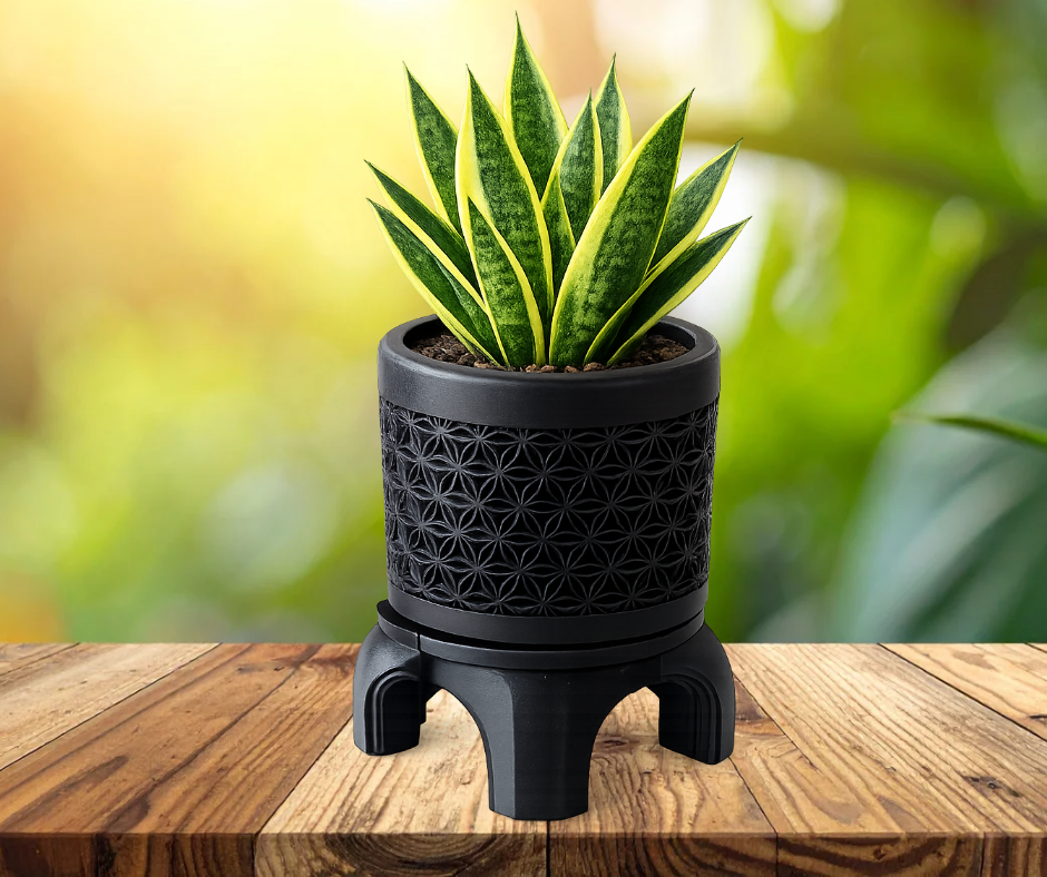Kumiko Round Planter with legs